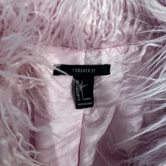 Forever 21 Fluffy Light Pink Jacket - Picture 3 of 3